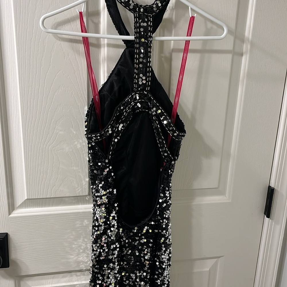 Sequin prom dress - Picture 5 of 9